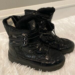 Pajar youth snow boots size 3